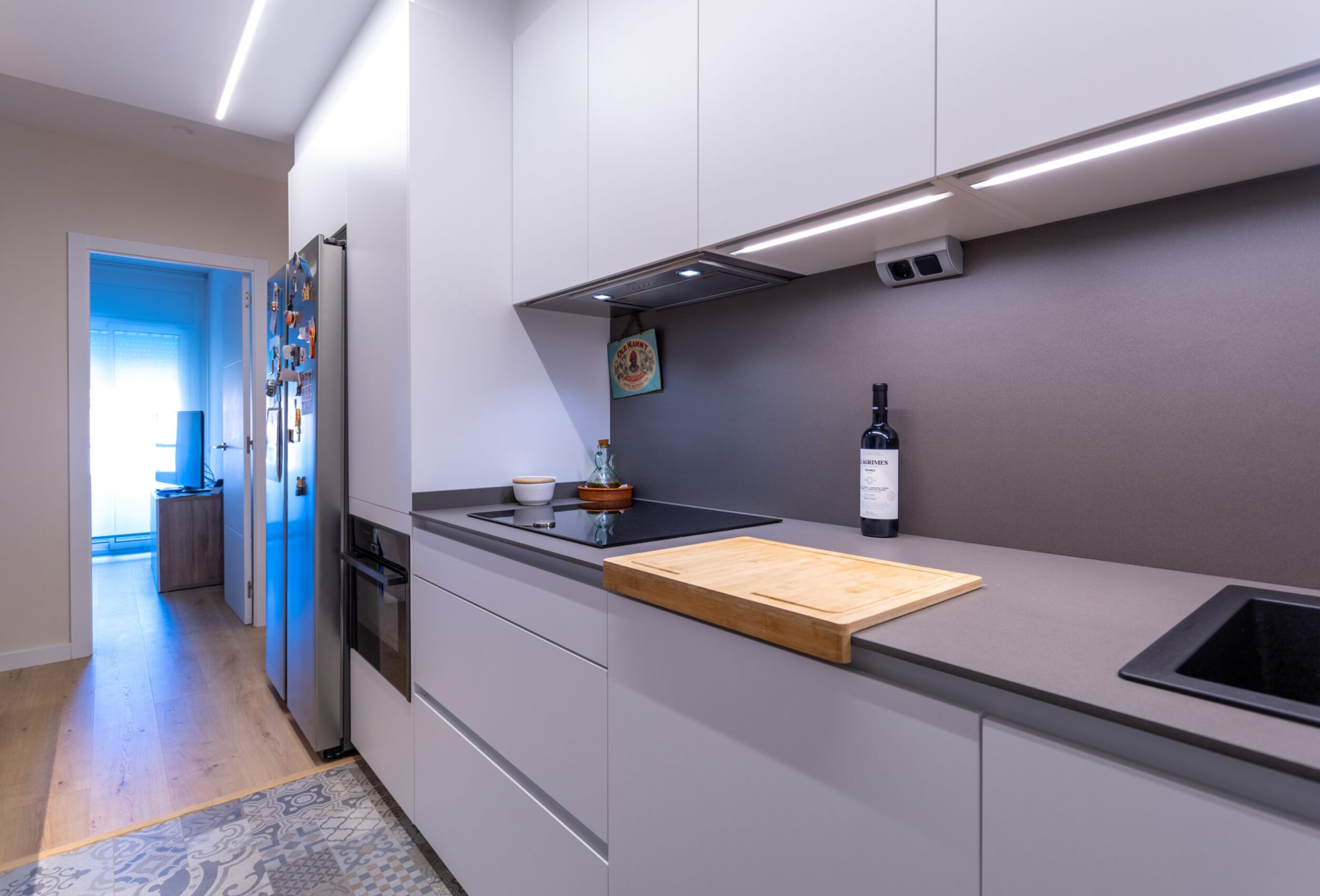 Cocina Blanco Innsbruck y grafeno